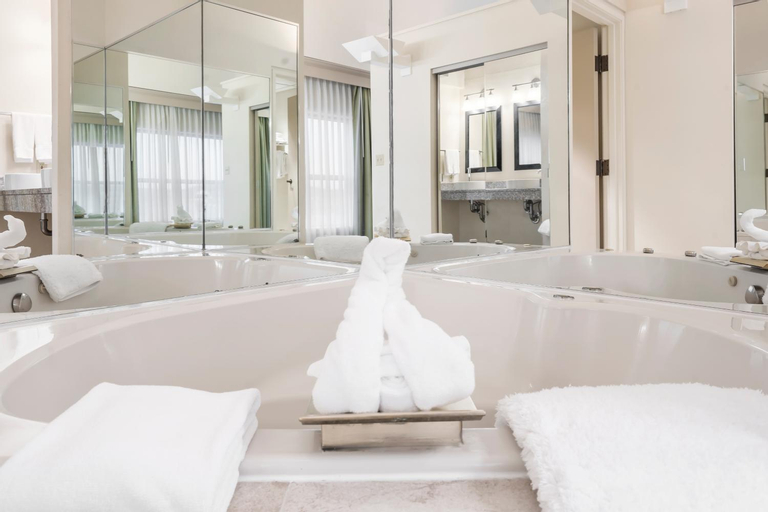 Bathroom 6