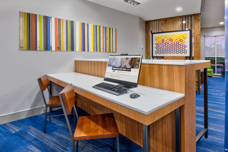Others 5, Holiday Inn Express & Suites WOOSTER by IHG, Wayne