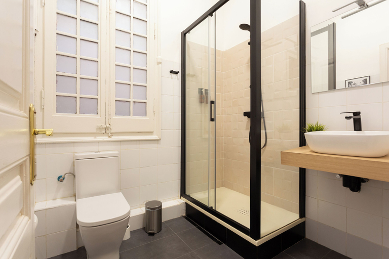 Bathroom 3, Casa Lolita Guesthouse, Barcelona