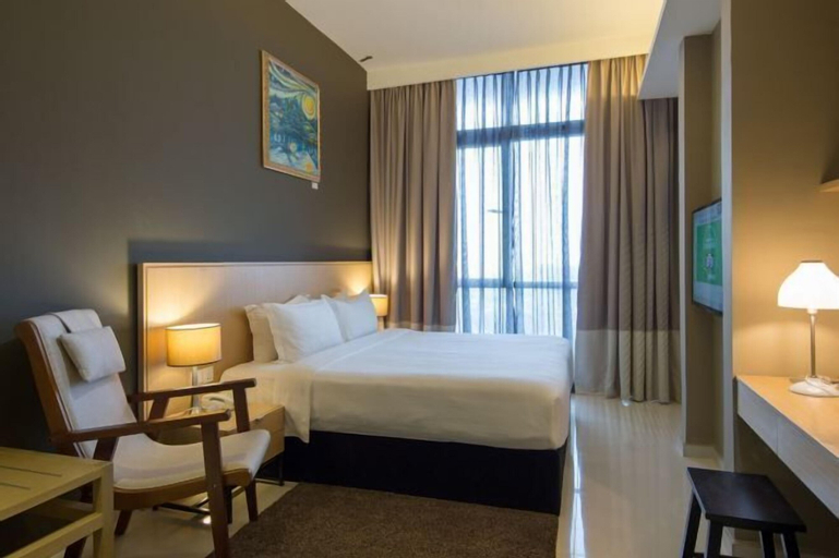 Bedroom 25