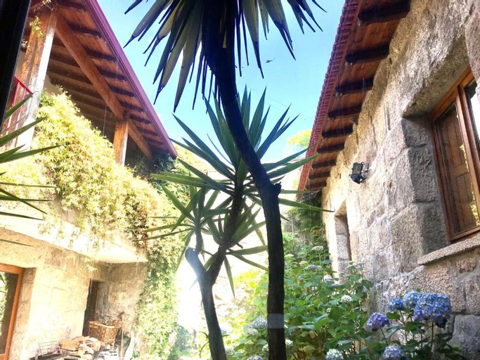Janelas da Cabreira, Vieira do Minho