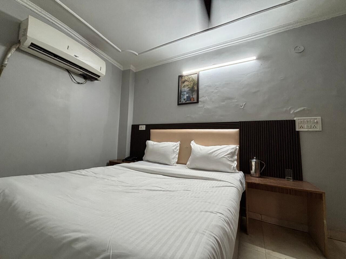 Bedroom 5, The Capstone, Delhi
