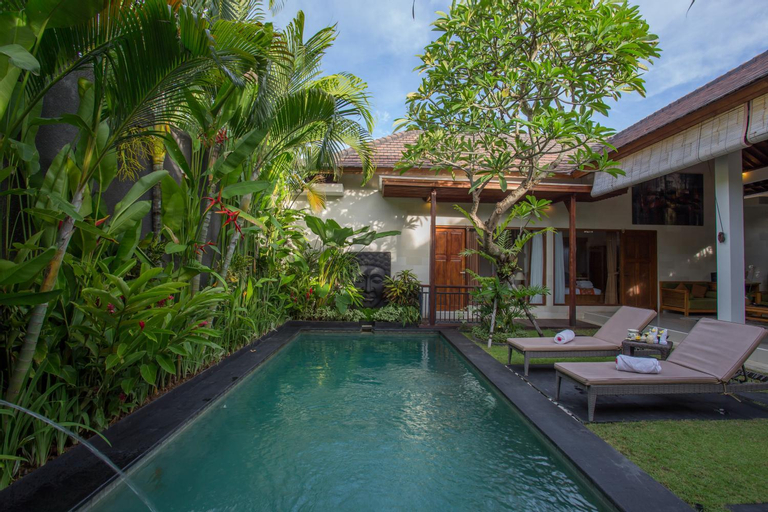 Swimming Pool 5