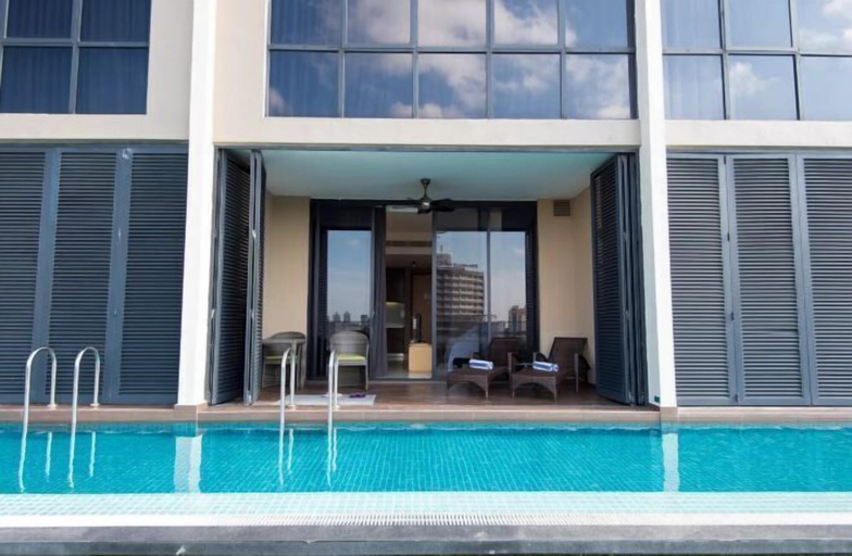Swimming Pool 8