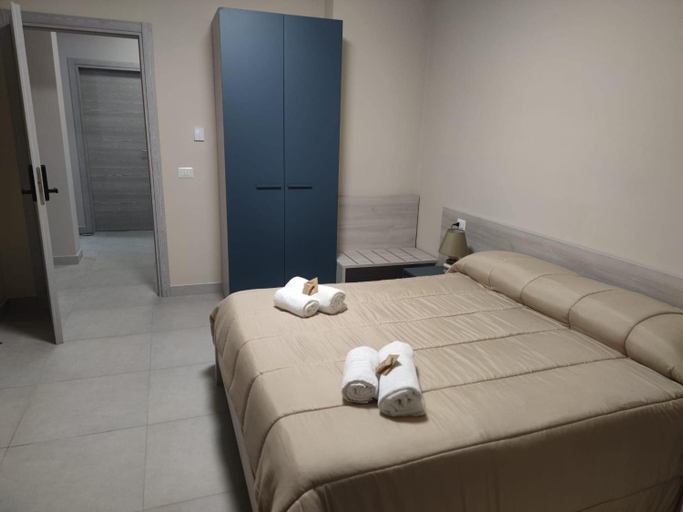 Others 2, Gerberarooms, Isernia