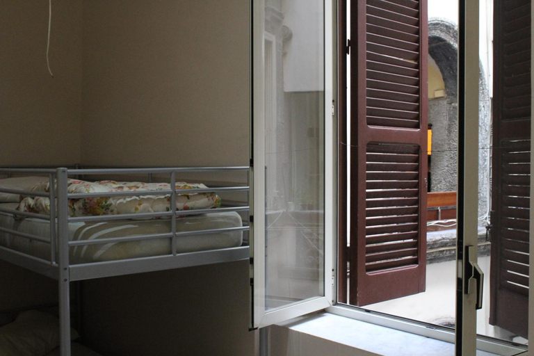 Bedroom 3, Naples Pizza Hostel, Napoli