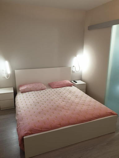 Bedroom 16