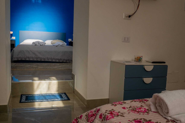 Bedroom 2, Vesuvio Home Capodichino Blue, Napoli