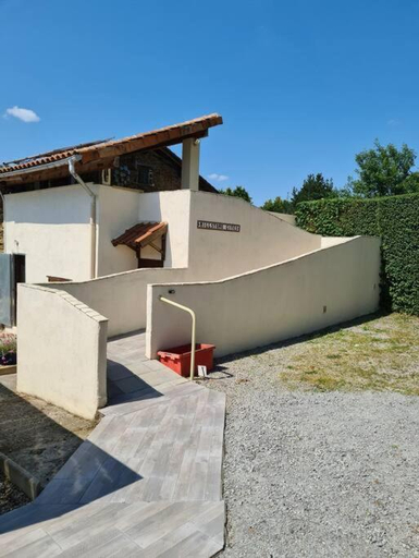 Exterior & Views 1, Millstone Gite 2, two bed apartment + shared pool, Charente