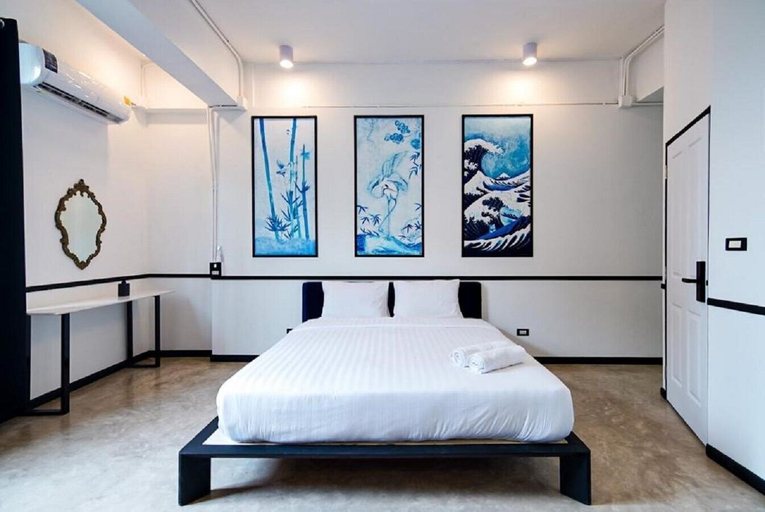 Bedroom 3, The Character Yaowarat, Samphantawong