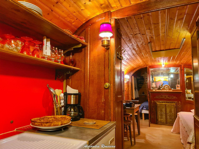 Food & Drinks 4, Manoir du Bois Joly - Roulotte Art Deco, Eure-et-Loir