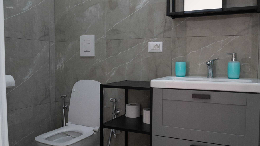 Bathroom 5, Vesuvio Home Capodichino Blue, Napoli