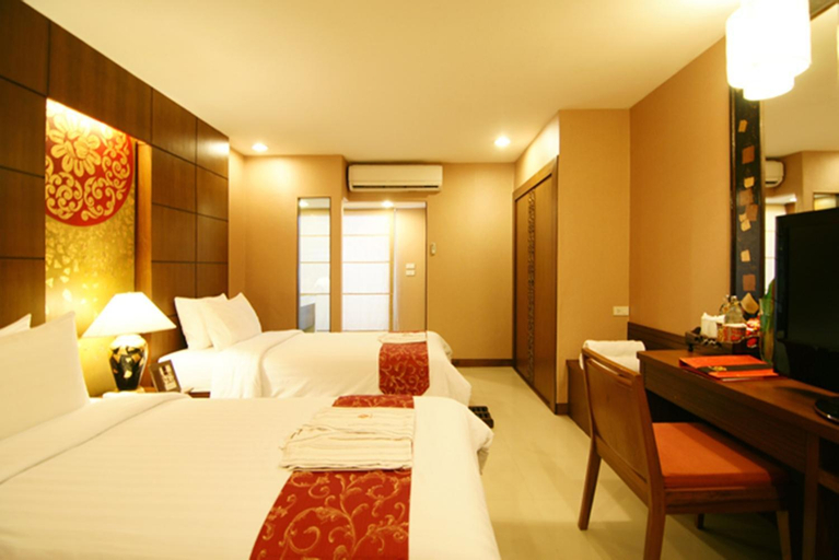 Bedroom 8