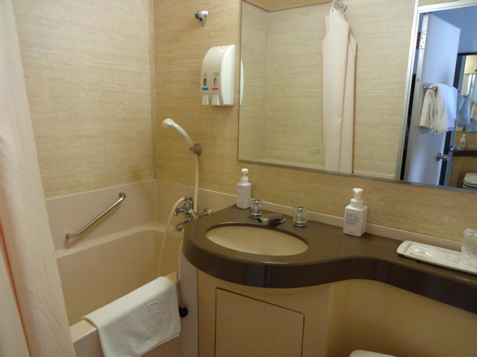 Bathroom 2