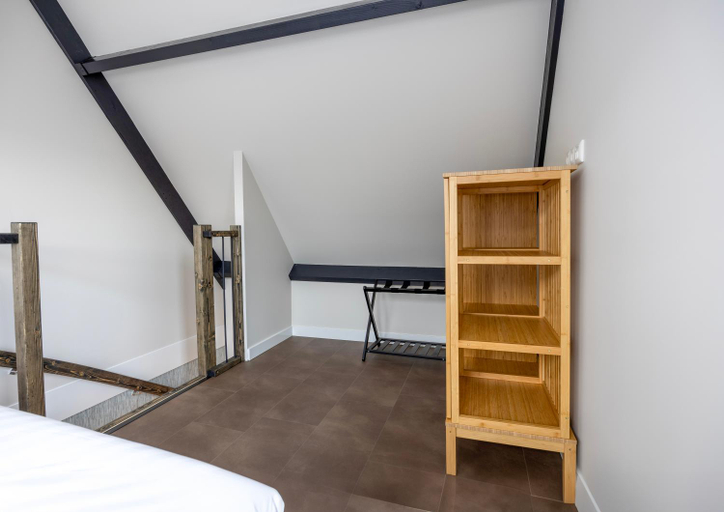 Bedroom 25