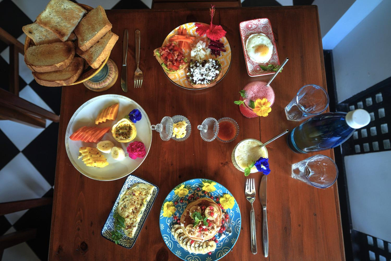Food & Drinks