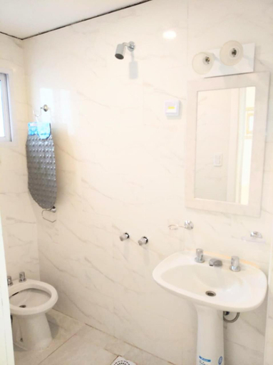 Bathroom 2, Departamentos Necochea Playa, Necochea