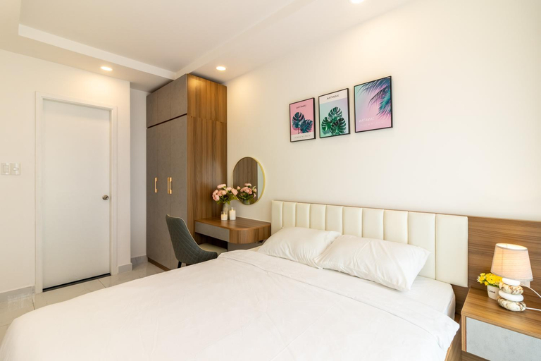 Bedroom 2, New Luxury 2BR Apt - Terra Royal Ho Chi Minh City, District 3