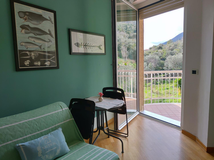 Others 1, VentoVerde B&B, Savona