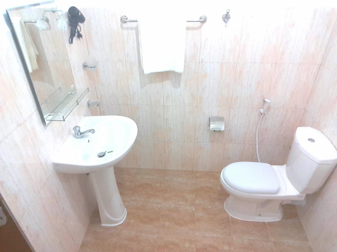 Bathroom 5, Mango Villa, Hikkaduwa