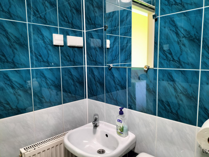 Bathroom 3