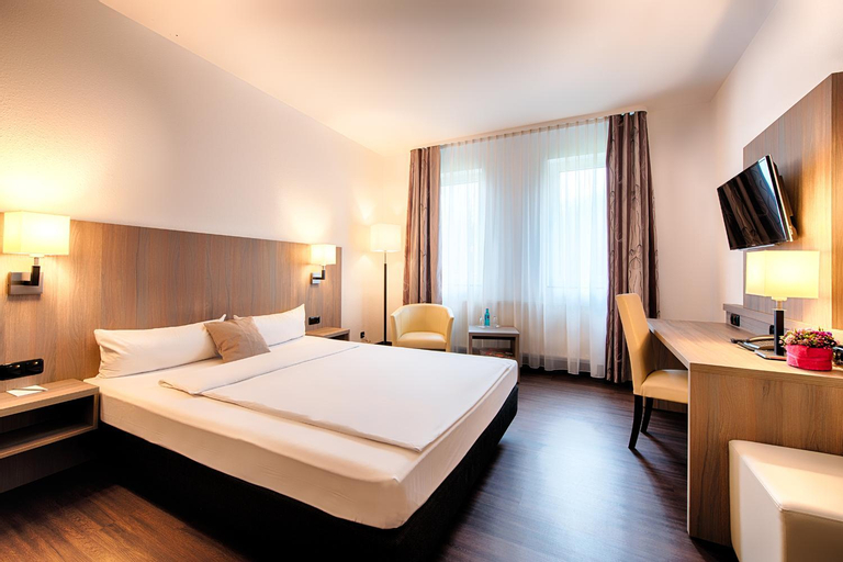 Bedroom 9