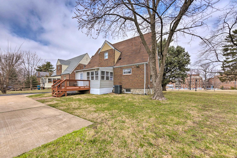St Louis Vacation Rental 4 Mi to Airport!, Saint Louis