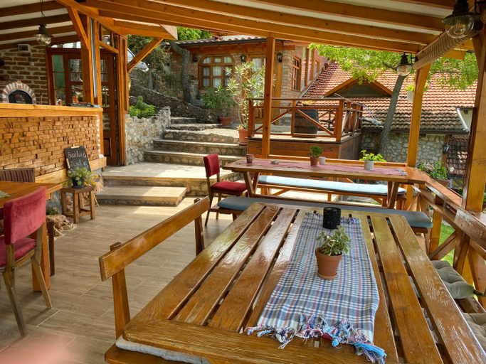 Others 4, Paradise Nest
