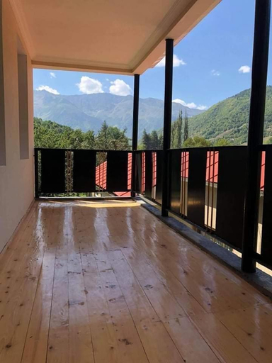 Others 4, Guest house-Lile, Mestia
