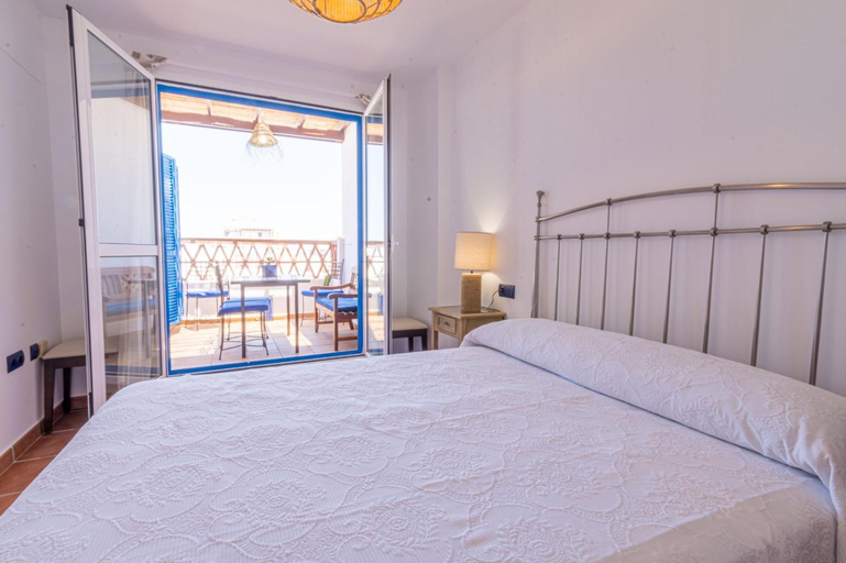 Bedroom 2, Isleta 5, Almería