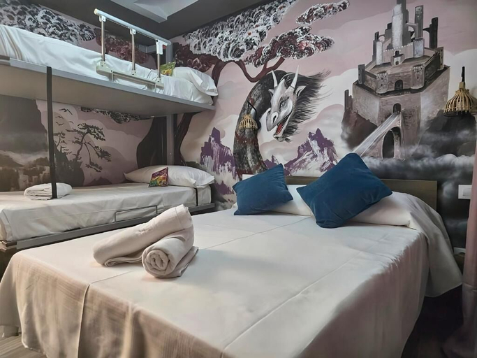 Bedroom 3, Magic Family Pinto, Madrid