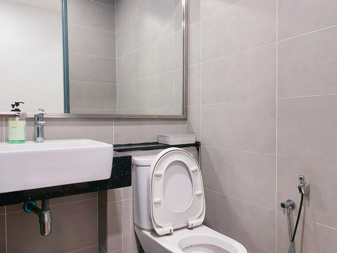 Bathroom 18