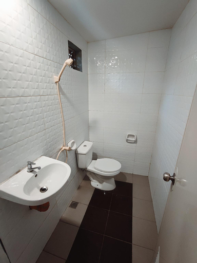 Bathroom 6