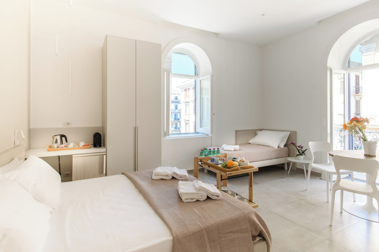 Bedroom 4, Lux Caracciolo, Napoli
