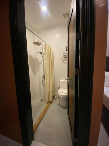 Bathroom 5, Eight Breeze, Baclayon