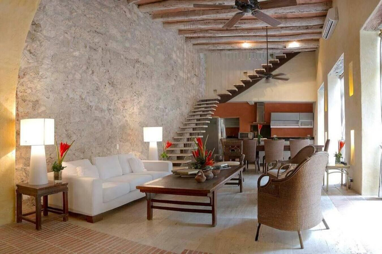 Others 5, Casa Pombo 102, Cartagena de Indias