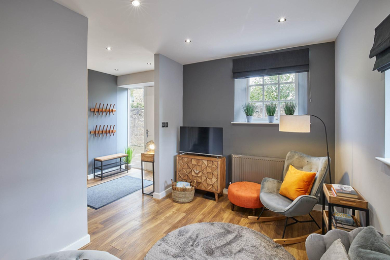 Others 2, Host & Stay - 82 Galgate, Durham