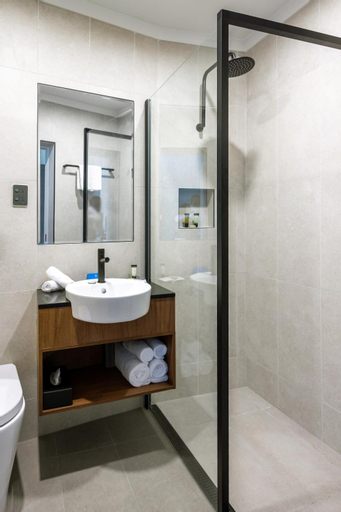 Bathroom 6