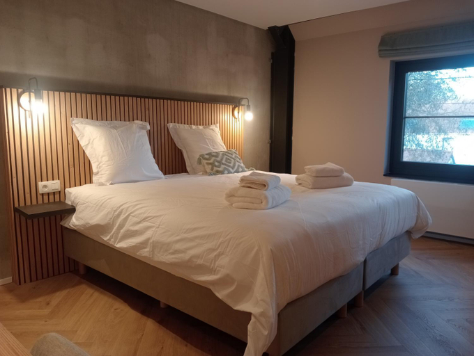 Bedroom 2, Dionbulles & Dionlodge Guesthouse, Private Wellness with pool in option, Brabant Wallon