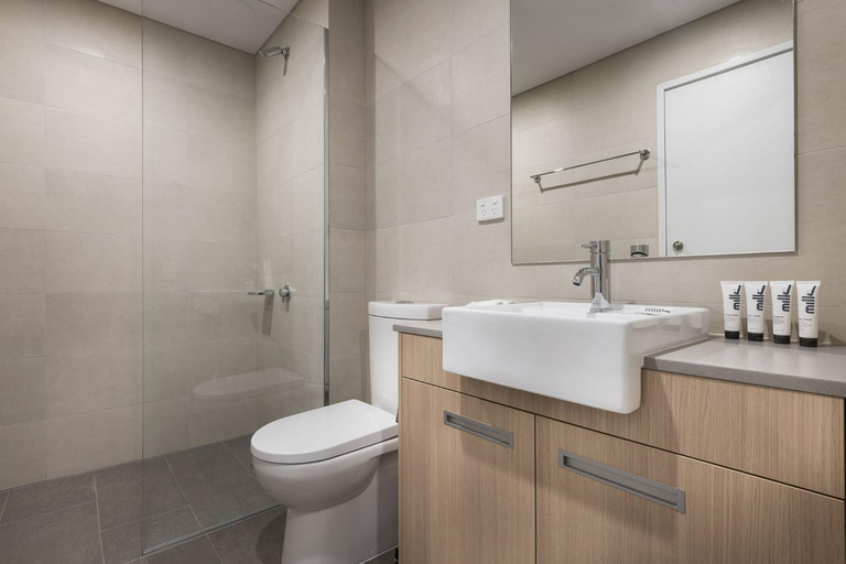 Bathroom 14