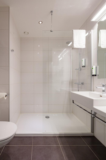 Bathroom 3, Mezzo Hotel & Business, Limburg