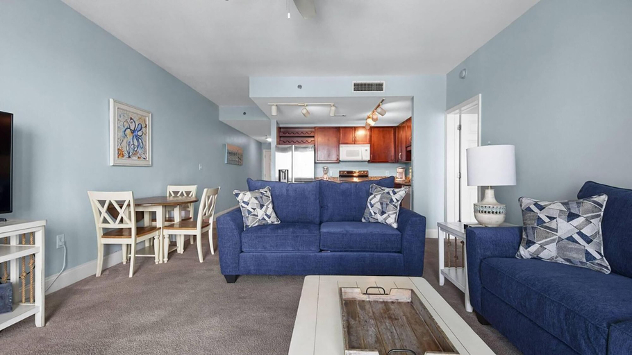 Others 4, Laketown Wharf 1523, Bay