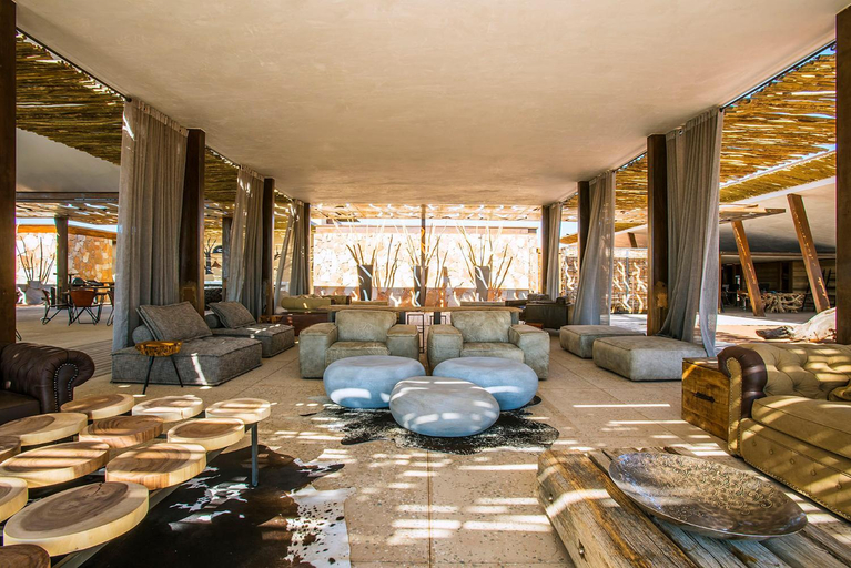 Others 4, Dead Valley Lodge, Gibeon