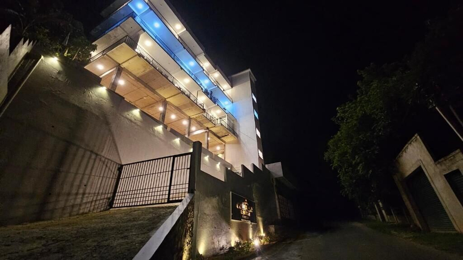 Exterior & Views 2, Golden sky Residence, K.F.G. & G. Korale