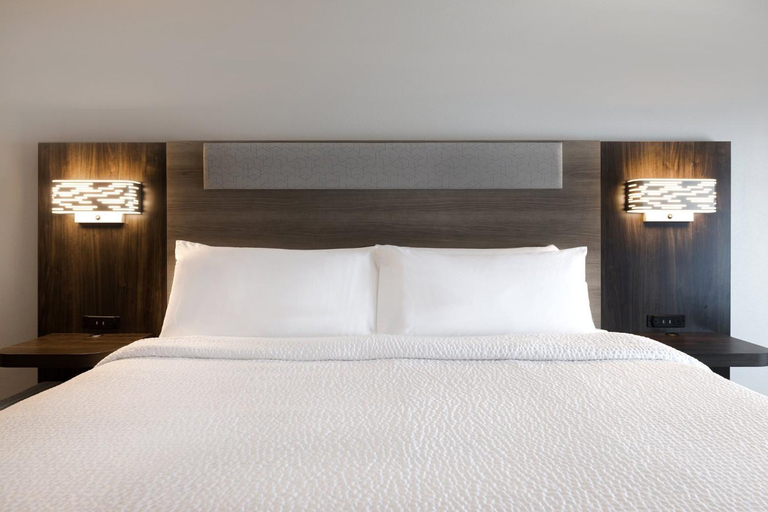 Bedroom 12