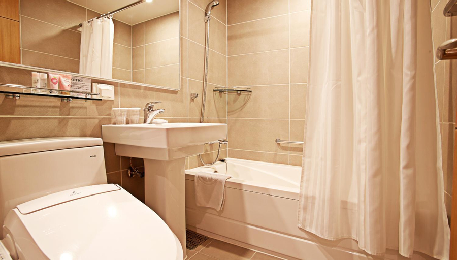 Bathroom 8