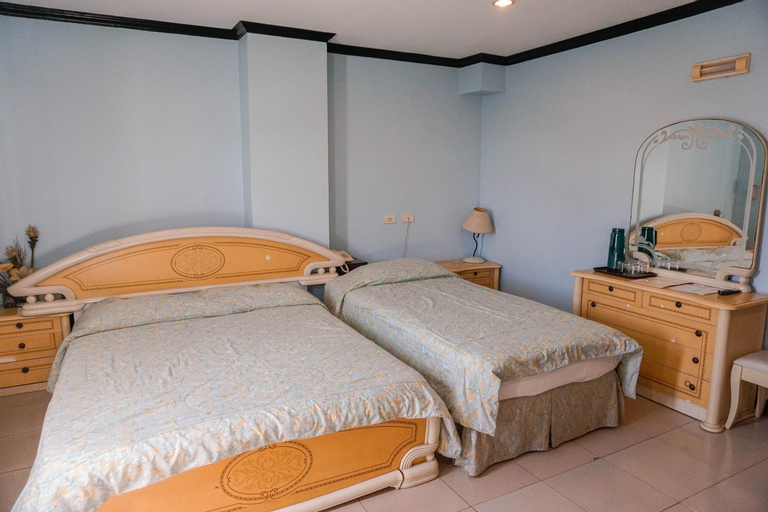 Bedroom 6
