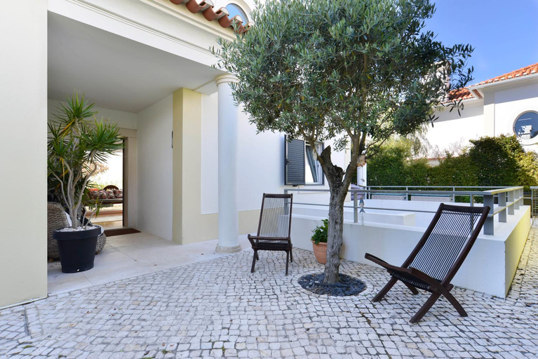 Facilities 4, Estoril Garden Villa - 4Bedroom private pool - CheckinHome, Cascais