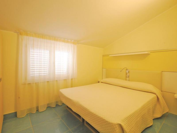 Bedroom 3, Residence Abruzzo Resort, Teramo