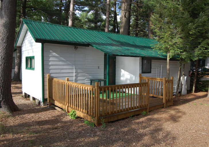 The Elms Waterfront Cottages, Warren